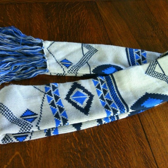 Long Soft Scarf Aztec Style Face Ear Protection Neck Knitwear Blue & Gray Unisex - Picture 13 of 16